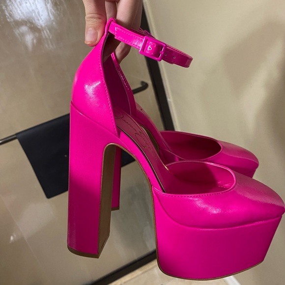 Heels - Picture 3 of 5